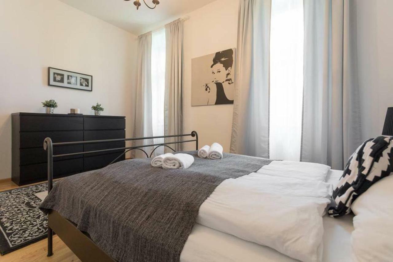 Spacious Vienna Central Station Residence Viena Exterior foto